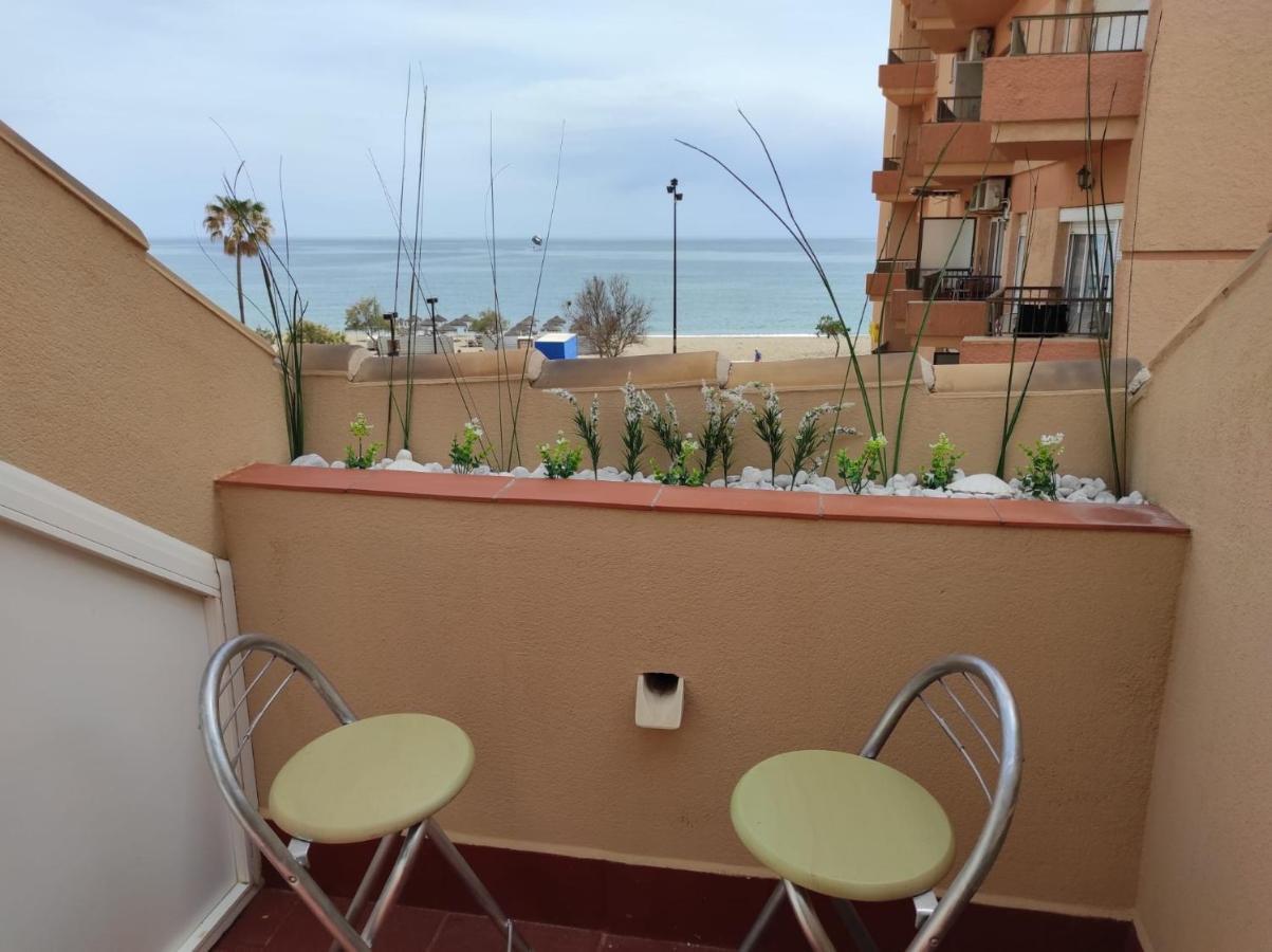 Atico Primera Linea Marina Beach فوينخيرولا المظهر الخارجي الصورة